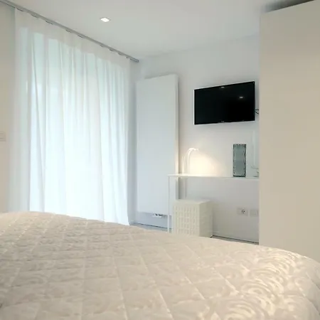 Il Bacio Del Sole Apartamento *